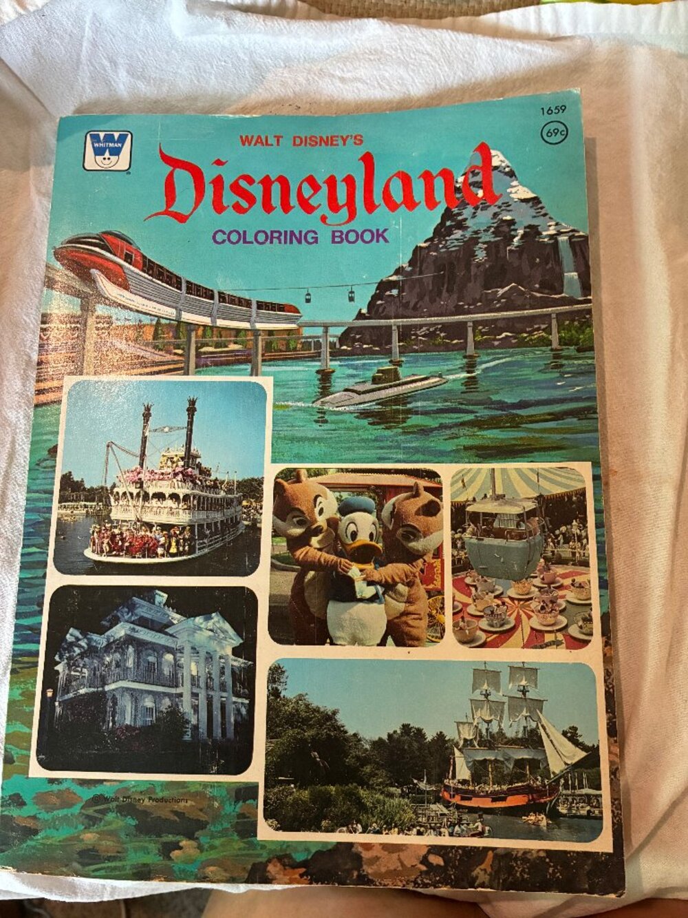 Vintage Walt Disney's Disneyland Coloring Book Whitman 1975 UNCOLORED